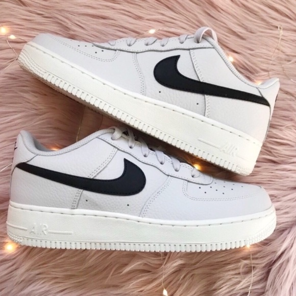 Nike air force 1 low sneaker rare. - Picture 2 of 7